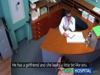 Fakehospital Busty Ex Estrella Porno Utiliza Sus Increíbles Habilidades Sexuales
