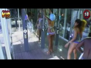 Bba Hotshots Showerhour Lilian, Sheillah, Samantha (video De Alta Calidad)