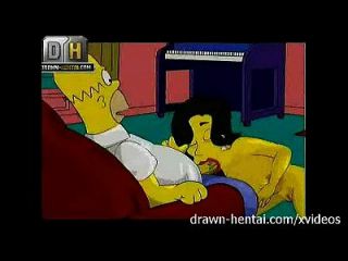 Simpsons अश्लील त्रिगुट