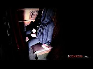 Confessionfiles: Babe Británico Folla En Cabina De Confesión