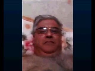 Abuelo Argentino Masturbándose