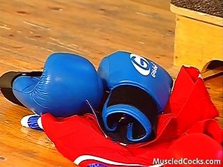 Boxeador Doblado Y Follado Por El Entrenador