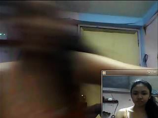 Chica Filipina Mostrando Tetas En Skype En 2015
